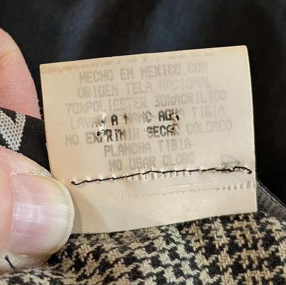 Vintage Houndstooth Blazer - Picture 10 of 10
